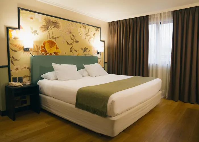 Hotel Director Vitacura